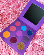 Load image into Gallery viewer, Cheetah Eyeshadow Palette 💕
